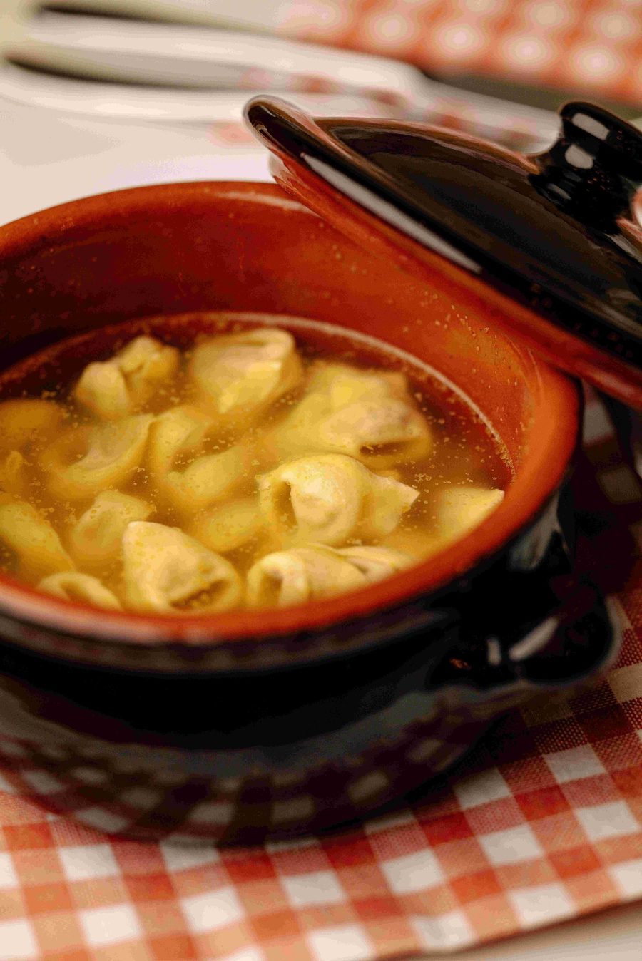 TORTELLINI BRODO